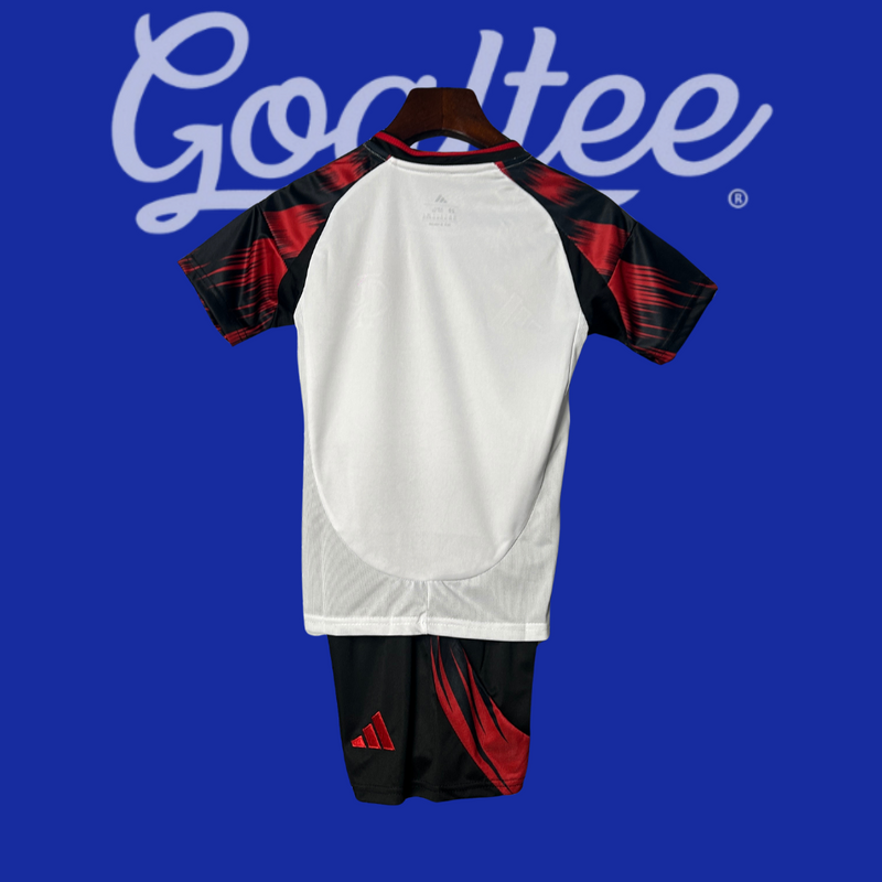 Conjunto Flamengo 25/26 (Niños)